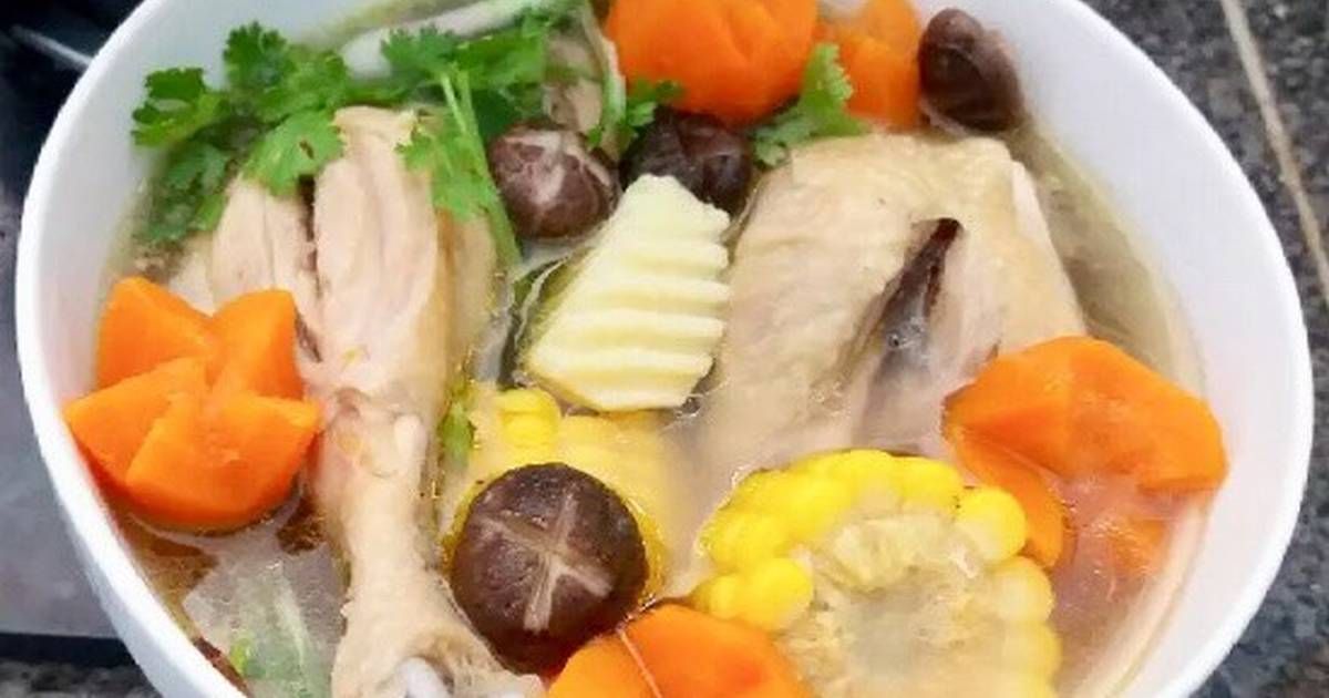 Bí quyết nấu canh gà nấm hương ngon ngọt, ai ăn cũng khen