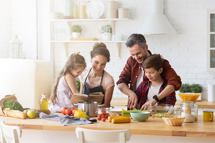 Cha mẹ thông minh luôn tránh tiết lộ 4 điều này về con