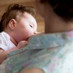 Những lợi ích vượt trội của sữa mẹ với sự phát triển đầu đời của trẻ