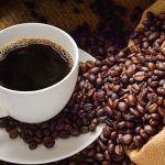 Không cần bỏ cà phê: 5 cách tránh ố vàng răng hiệu quả