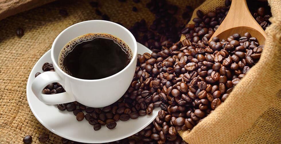 Không cần bỏ cà phê: 5 cách tránh ố vàng răng hiệu quả