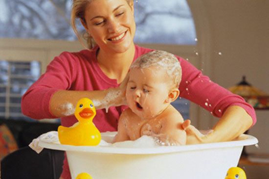 Những điều cần đặc biệt lưu ý khi tắm cho trẻ nhỏ